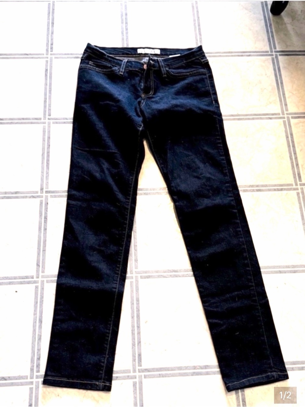 Flying Monkey dark Wash skinny jeans size 7